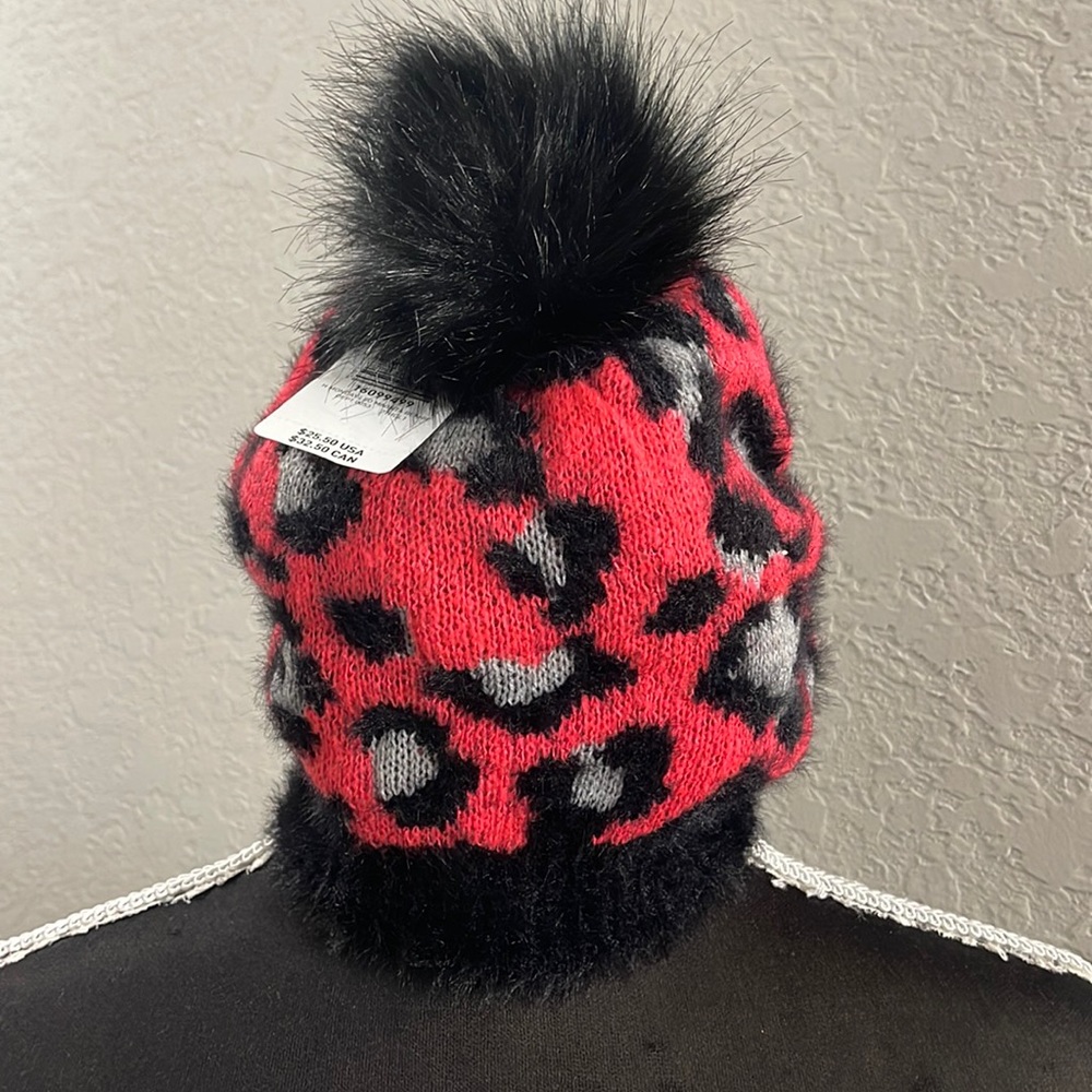 Torrid Pom Pom leopard beanie —— matches the cardi I’m also selling
